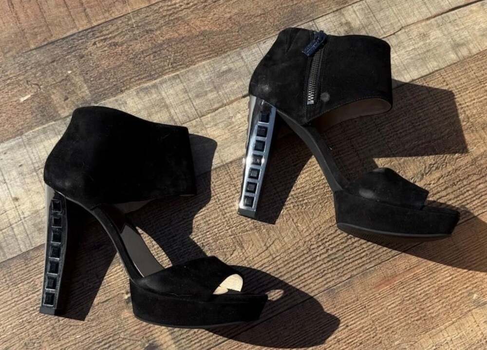 Michael Kors Josie Open Toe Size 8 1/2M Black Suede Heels